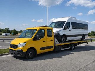 Transport busa osobowego na lawecie – Mysłowice